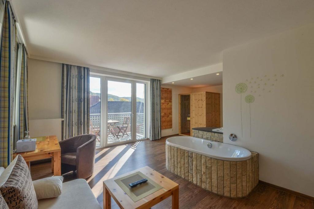 Hotel Gasthof Heckl คินดิง ภายนอก รูปภาพ